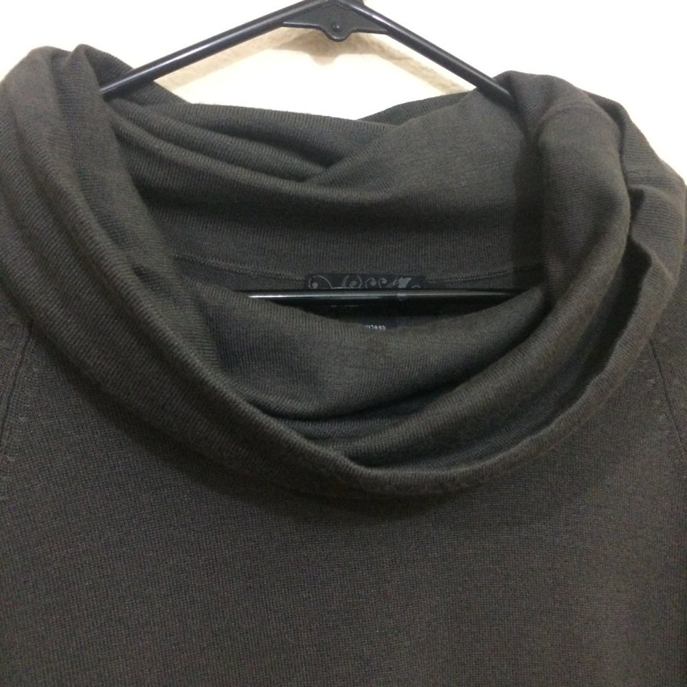 4/$25 🛍 Rampage Small Knit Sweater Gray Cowl Neck - Picture 4 of 10